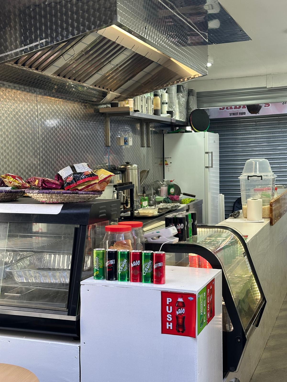 Green Street / Plashet Road photo 5